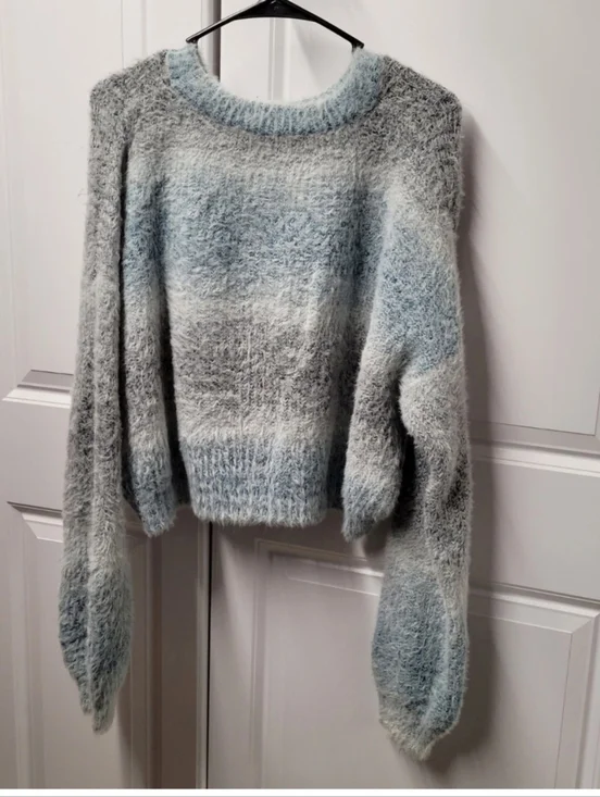 Wild Fable Women's Sweater Size: XL Fuzzy - Picture 8 of 10